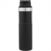 Garrafa Termica Stanley Classic Trigger-Action Travel Mug 10-06441-064 (590ML) Preto