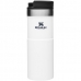 Garrafa Termica Stanley Classic Neverleak Travel Mug de 591 ML - Polar