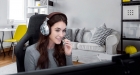 Fone Headset Corsair para Jogos Virtuoso RGB Wireless Se 7.1 Surround Marrom