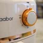 Mini Air Fryer Gaabor Fritadeira Elétrica S/ Óleo 1,4l 900w Cor Off-white e Rose Gold