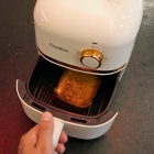Mini Air Fryer Gaabor Fritadeira Elétrica S/ Óleo 1,4l 900w Cor Off-white E Rose Gold Cor Branco