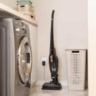 Aspirador De Pó Vertic 2 Em 1 Duo Clean 110w Oster Cor Preto