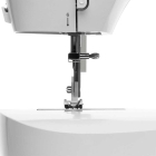 Máquina De Costura Singer M2505 10 Pontos Branca Cor Branco