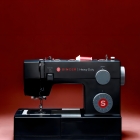 Máquina De Costura Singer 23 Pontos HD 4423 Cor Preto