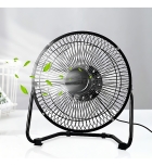 Mini Ventilador Usb De Mesa Portátil Para Pc Notebook Cor da estrutura Preto Cor das pás Alumínio Diâmetro 15 cm Quantidade de pás 4