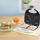 Sanduicheira Bello Pane Inox Com Placas Antiaderentes e Potência de 750W Cor Branco Britânia