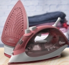 Ferro a vapor com sola de cerâmica vermelha Oster Gcstbs5053