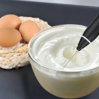 Tomate SRQ-008 Mini Mixer Batedor Misturador De Cappuccino Elétrico a Pilhas AA Potente