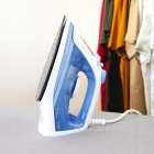 Ferro de Passar A Vapor Philips Walita Dst1050 Série 1000 1200w Branco e Azul