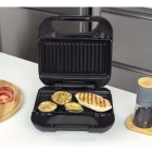 Grill/sanduicheira E Máquina Waffle 2 Em 1 Black+decker 220v