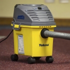 Aspirador De Pó E Água Compact 10 Tekna 10l Apl1101c cor amarelo