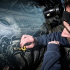 Lanterna de Cabeca LED Cat Focusing Headlamp CT4200 (220 Lumens)