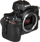 Camera Digital Nikon Z 5 (Body)