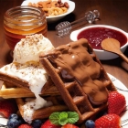 Máquina Elétrica De Fazer Waffle Duet Cadence Antiaderente